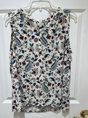 NWT LOFT Cream Paisley Floral Sleeveless Blouse with Blue and Red Accents Sz MP